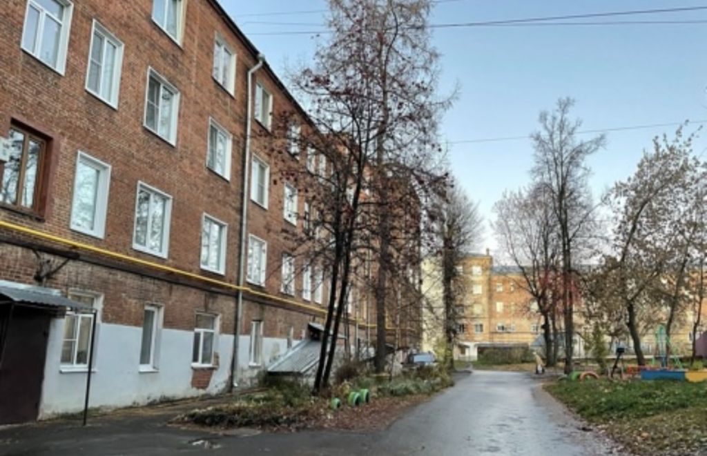 Продажа 3-комнатной квартиры, Шуя, Комсомольская пл,  12