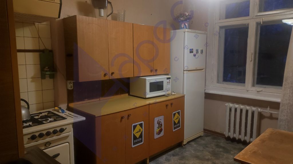 Продажа 2-комнатной квартиры, Нижний Новгород, Гагарина пр-кт,  106