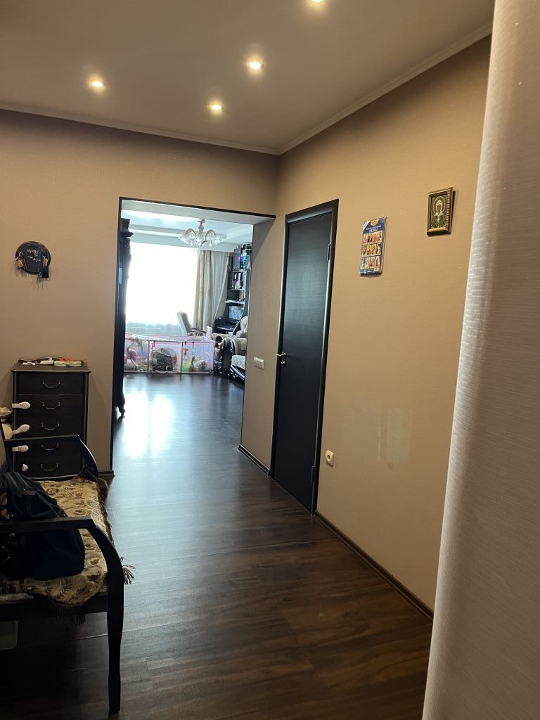 Продажа 2-комнатной квартиры, Энгельс, Тельмана ул,  26