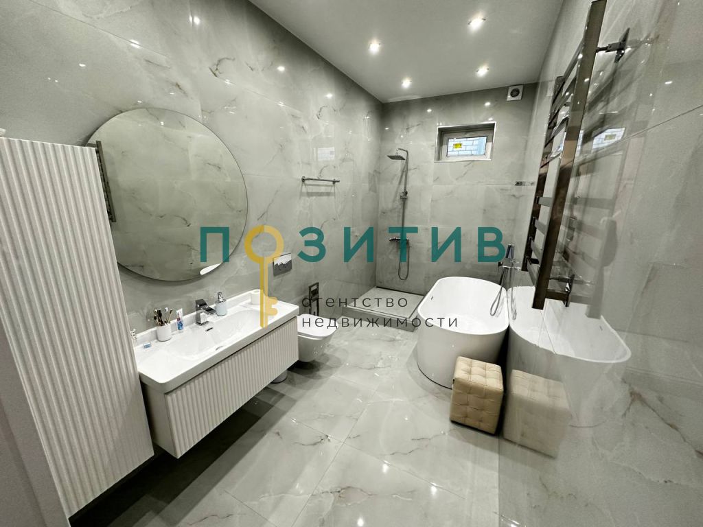 Продажа дома, 180м <sup>2</sup>, 4 сот., Пятигорск, Рябиновая ул