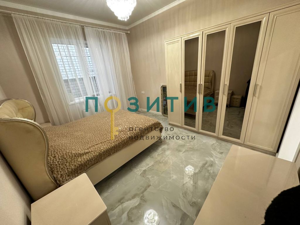 Продажа дома, 180м <sup>2</sup>, 4 сот., Пятигорск, Рябиновая ул