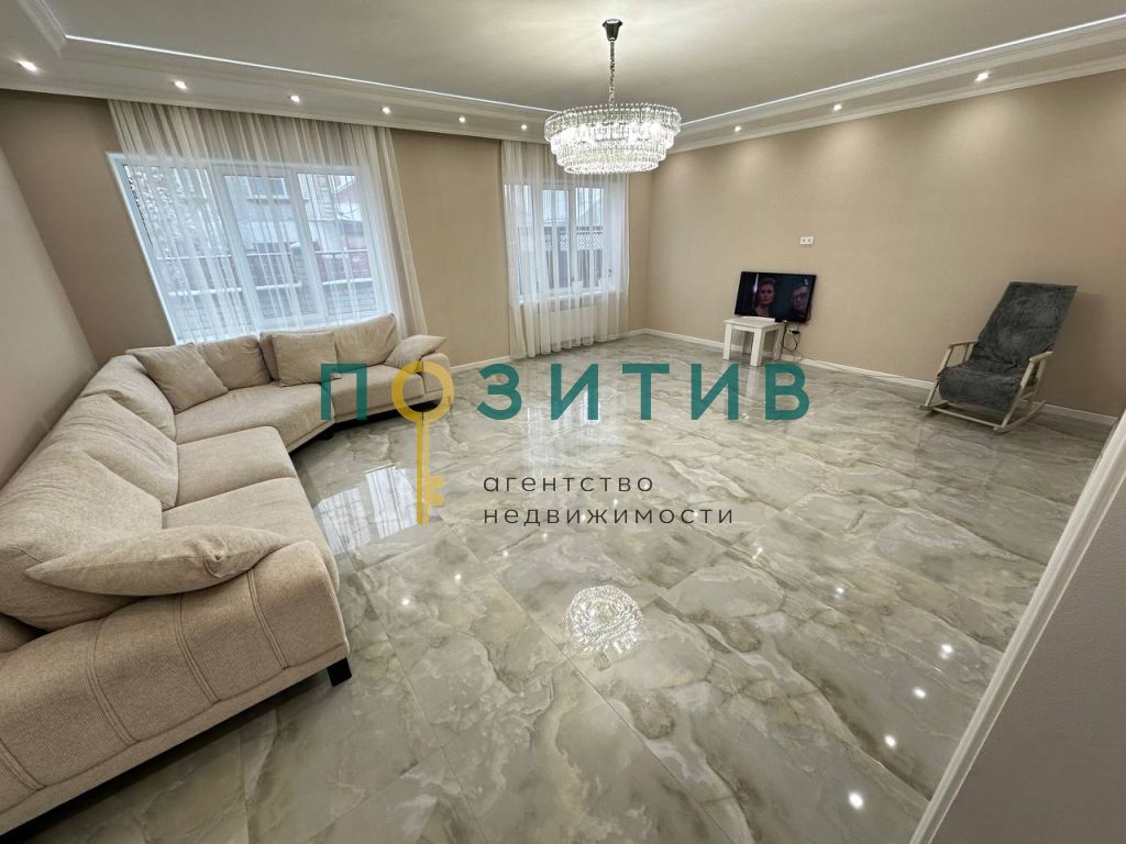 Продажа дома, 180м <sup>2</sup>, 4 сот., Пятигорск, Рябиновая ул