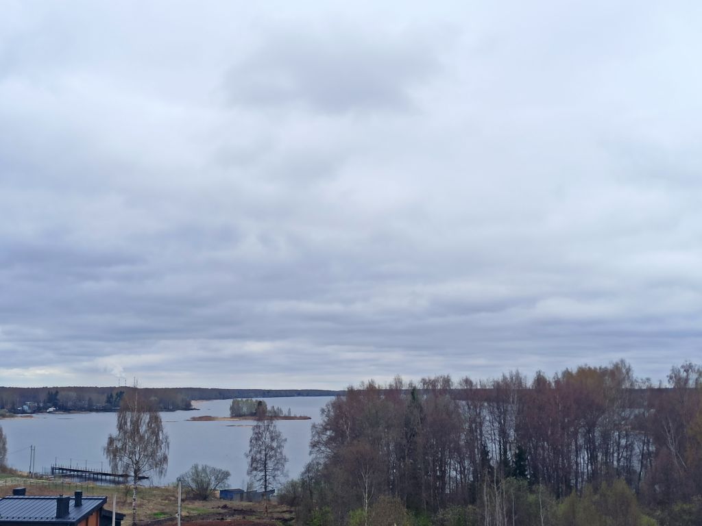 Продажа 4-комнатной квартиры, Молодежный,  2