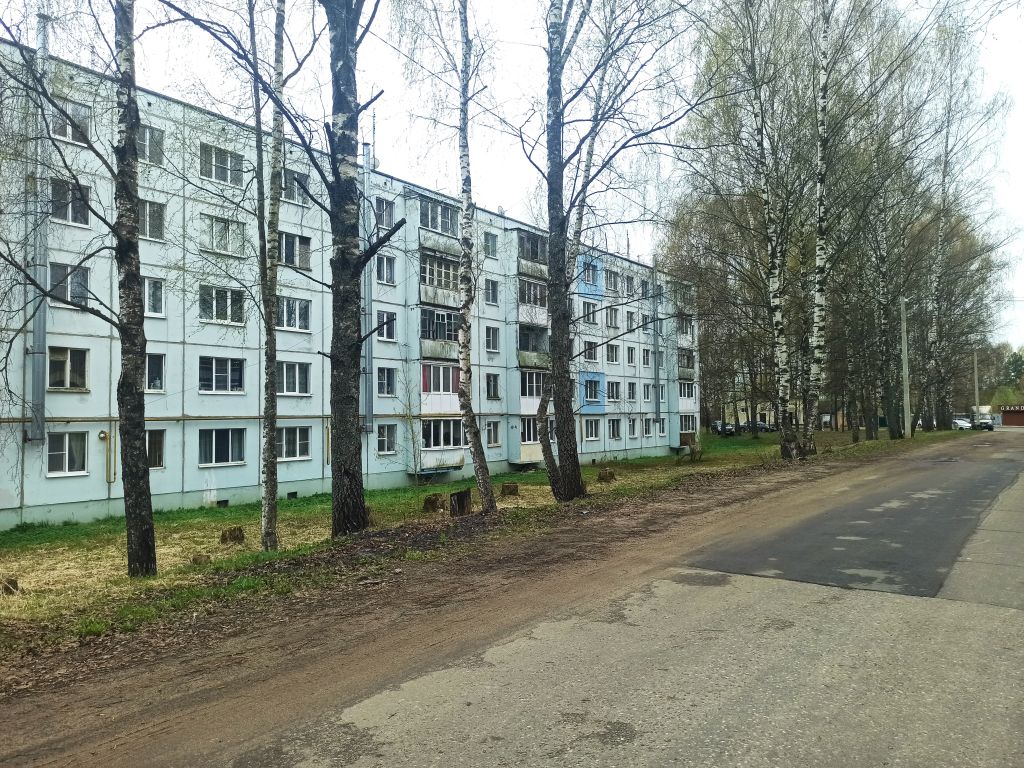 Продажа 4-комнатной квартиры, Молодежный,  2