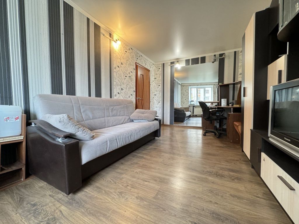 Продажа 3-комнатной квартиры, Иваново, Профессиональная ул,  35