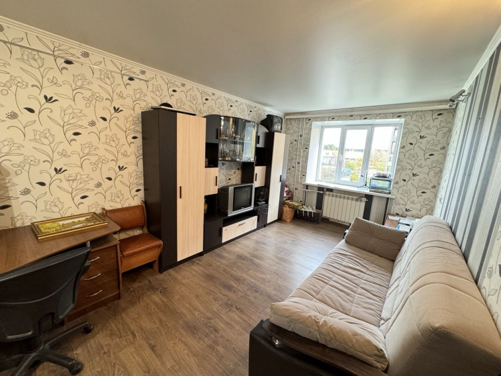 Продажа 3-комнатной квартиры, Иваново, Профессиональная ул,  35