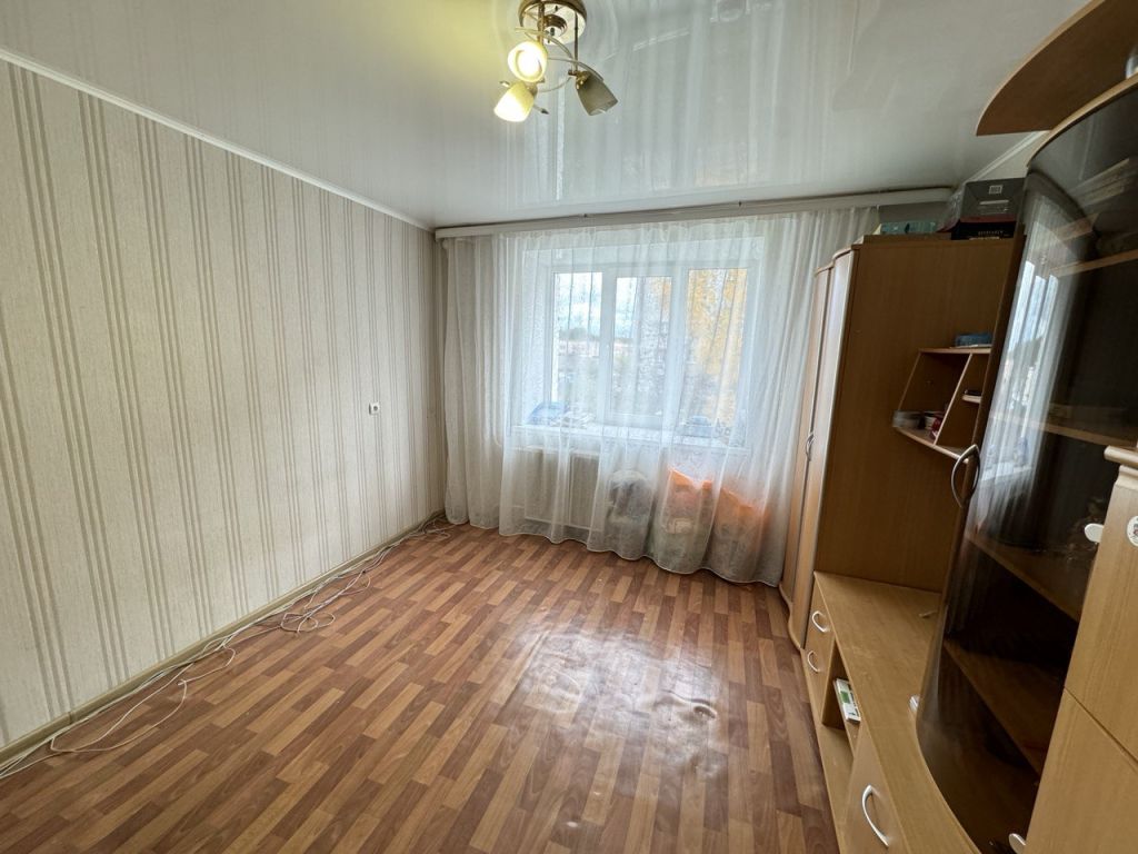 Продажа 3-комнатной квартиры, Иваново, Профессиональная ул,  35