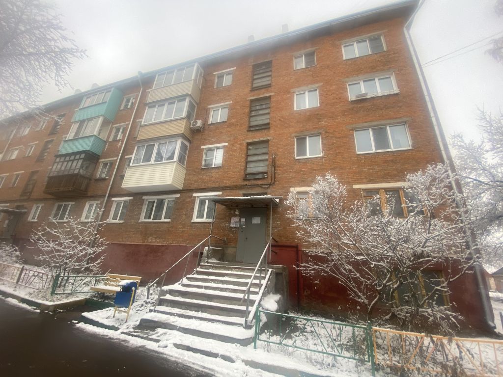 Продажа 2-комнатной квартиры, Тула, Театральный пер,  6