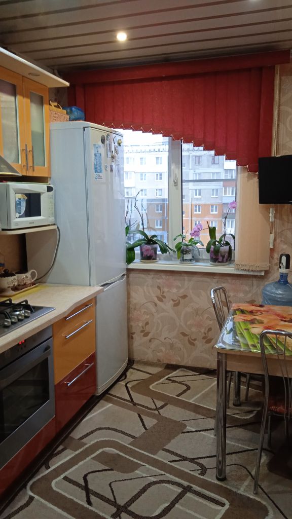 Продажа 2-комнатной квартиры, Нижний Новгород, Комсомольская ул,  8