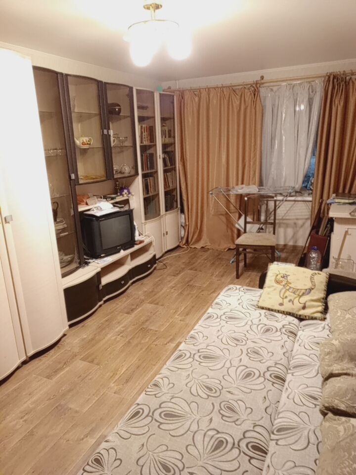 Продажа 2-комнатной квартиры, Новомосковск, Маяковского ул,  8