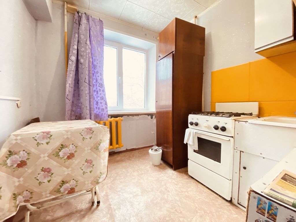 Продажа 1-комнатной квартиры, Новомосковск, Паровозная ул,  5