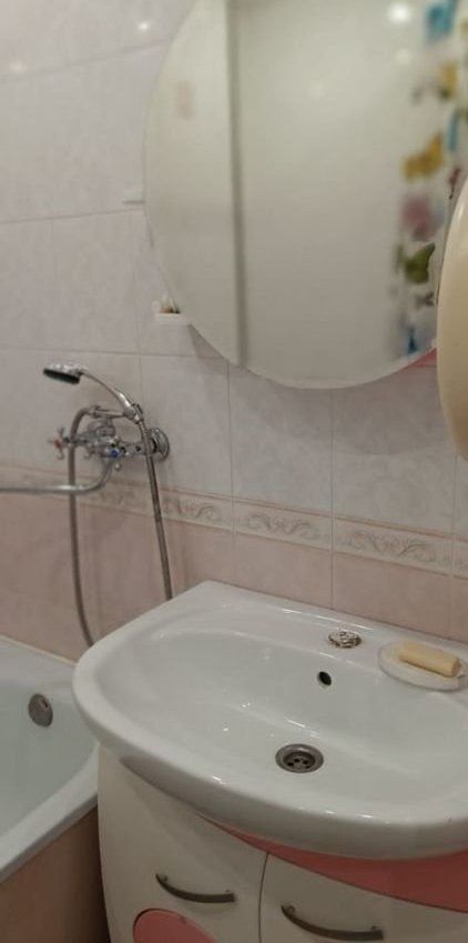 Продажа 1-комнатной квартиры, Старый Оскол, Звездный мкр,  12