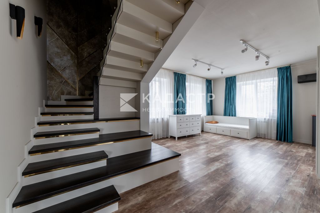 Продажа дома, 310м <sup>2</sup>, 5 сот., Нижний Новгород, ТСН Ракета