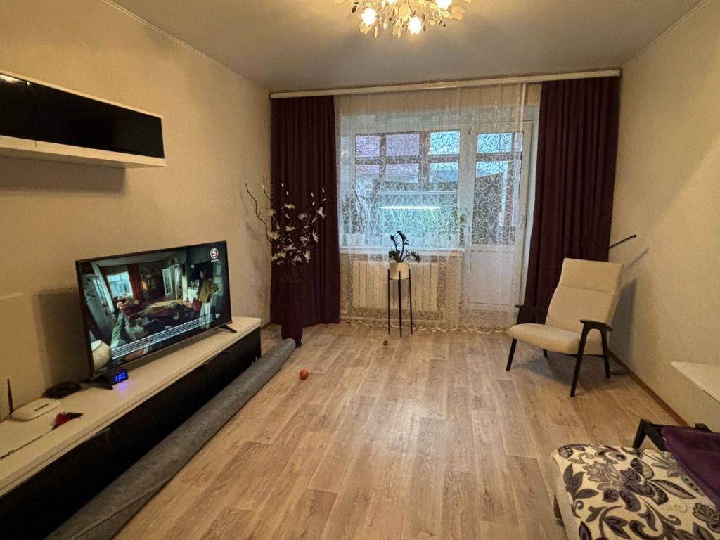 Продажа 3-комнатной квартиры, Кострома, Гагарина ул,  21 а