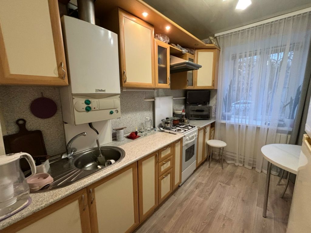 Продажа 3-комнатной квартиры, Кострома, Гагарина ул,  21 а