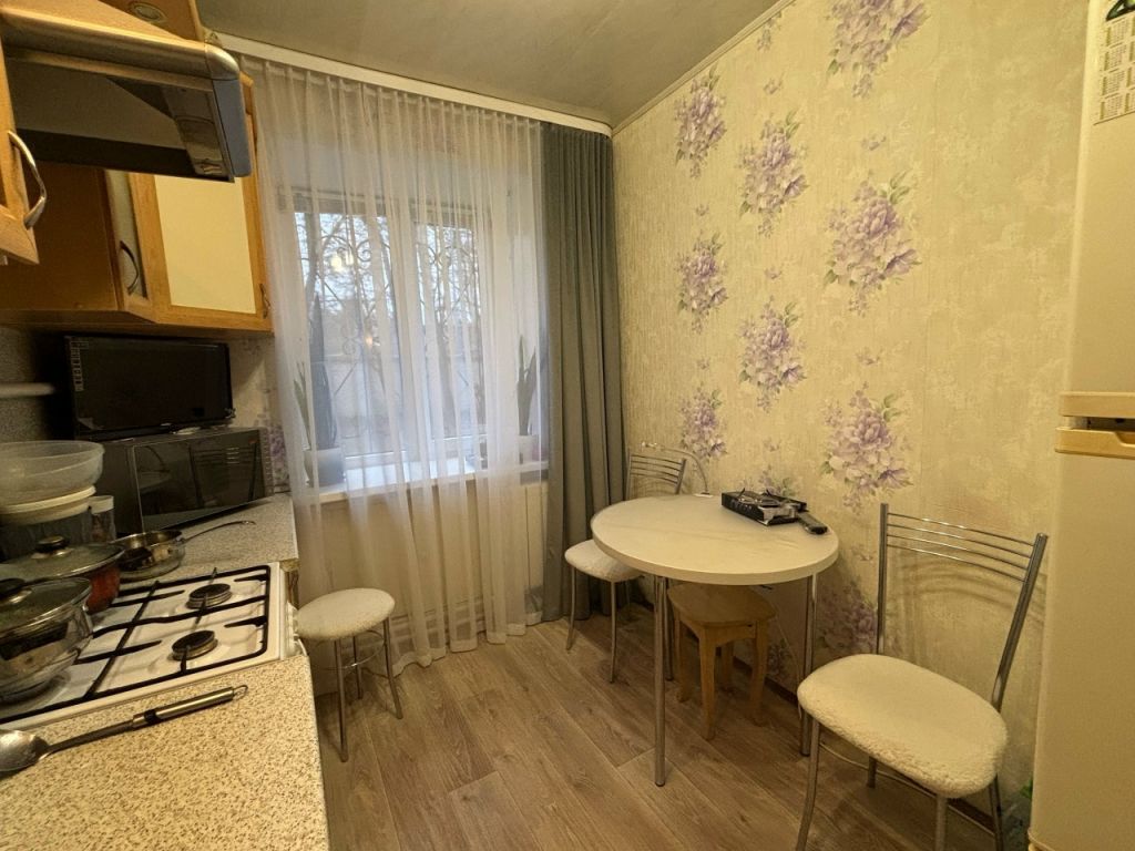 Продажа 3-комнатной квартиры, Кострома, Гагарина ул,  21 а