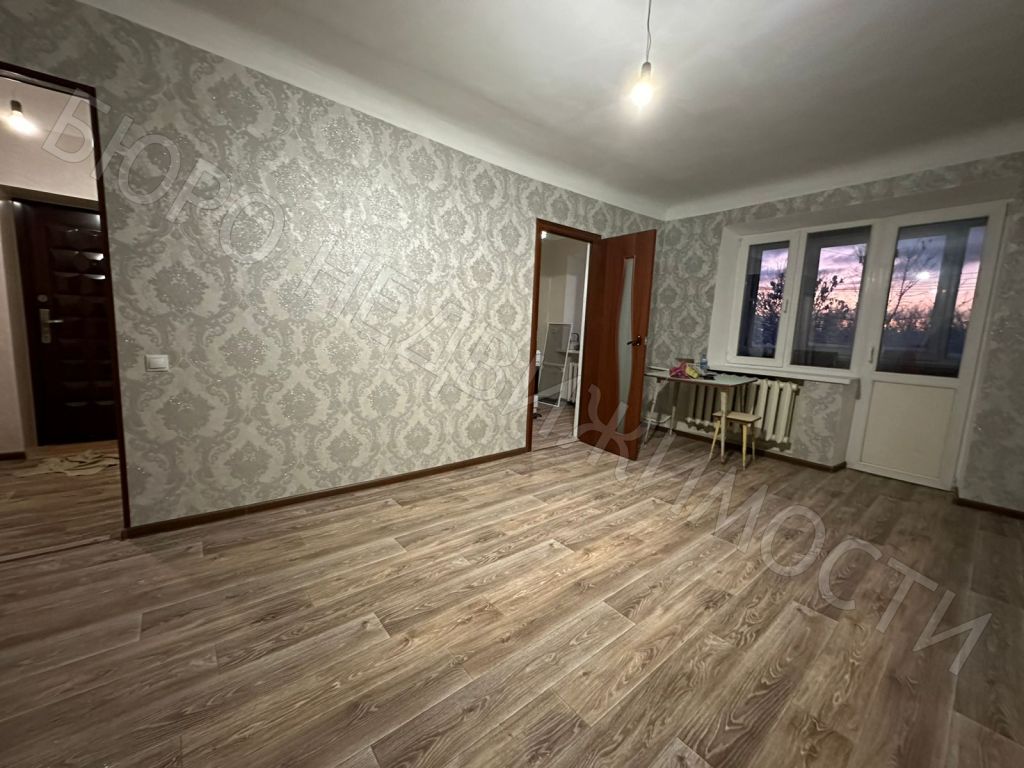 Продажа 2-комнатной квартиры, Балашов, Ленина ул,  152