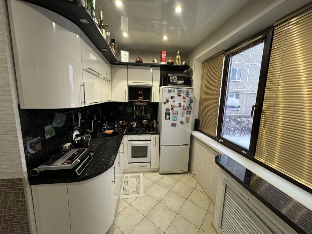 Продажа 2-комнатной квартиры, Иваново, Симонова ул,  3