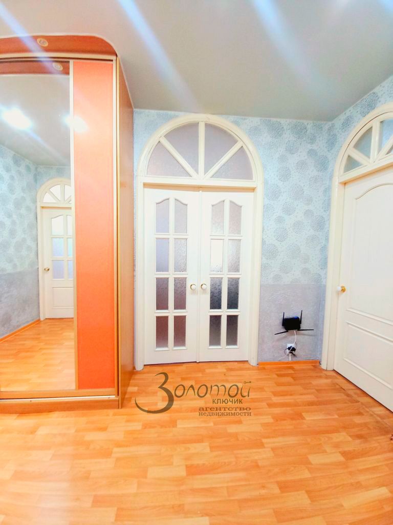 Продажа 3-комнатной квартиры, Балахна, Энгельса ул,  80