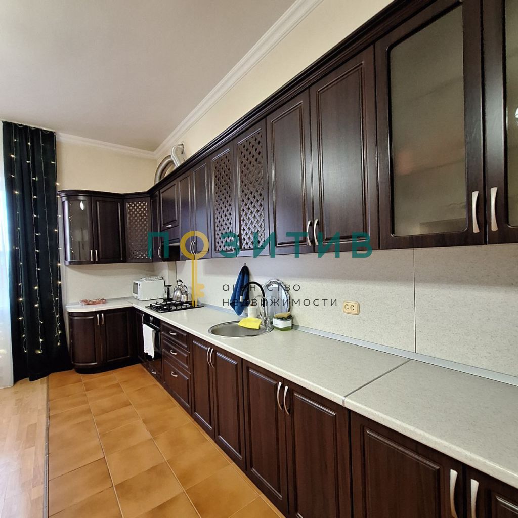 Продажа дома, 310м <sup>2</sup>, 6 сот., Пятигорск, Нежнова ул