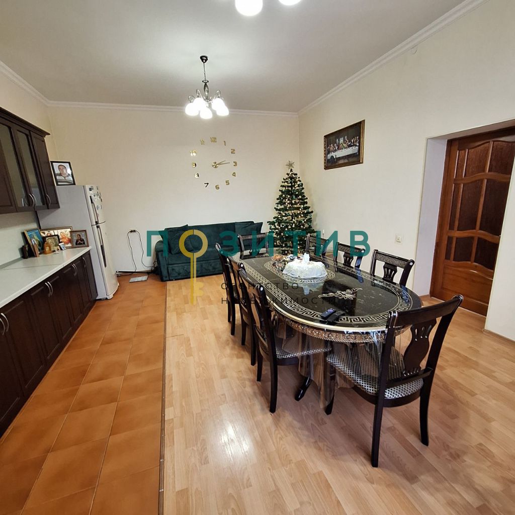 Продажа дома, 310м <sup>2</sup>, 6 сот., Пятигорск, Нежнова ул