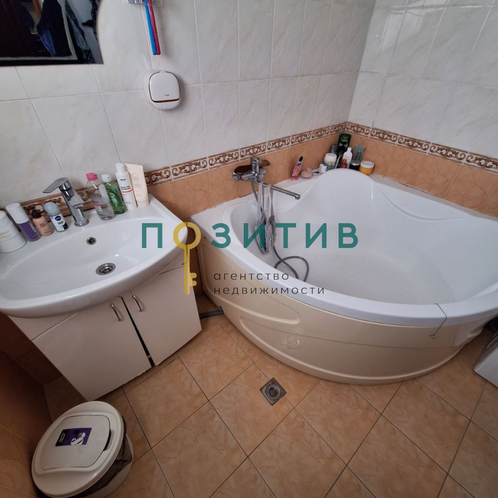 Продажа дома, 310м <sup>2</sup>, 6 сот., Пятигорск, Нежнова ул