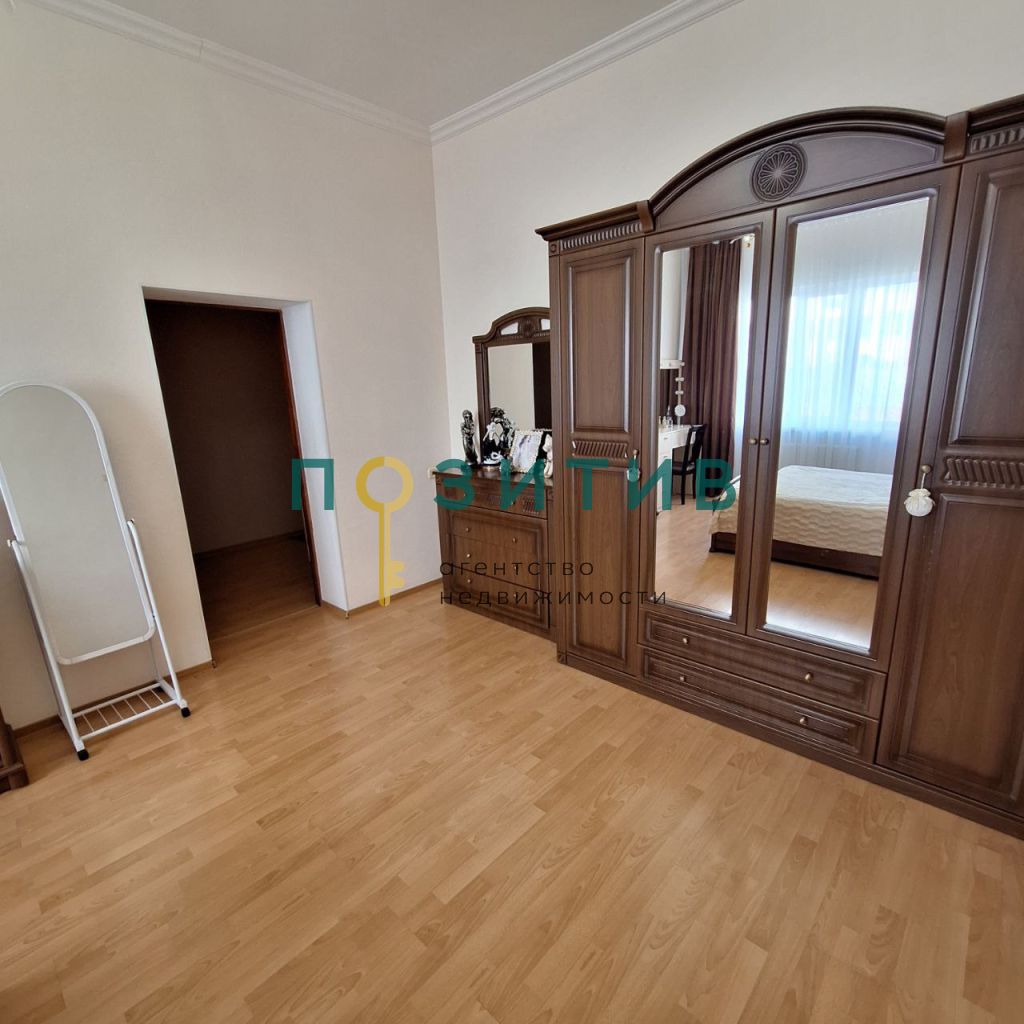 Продажа дома, 310м <sup>2</sup>, 6 сот., Пятигорск, Нежнова ул