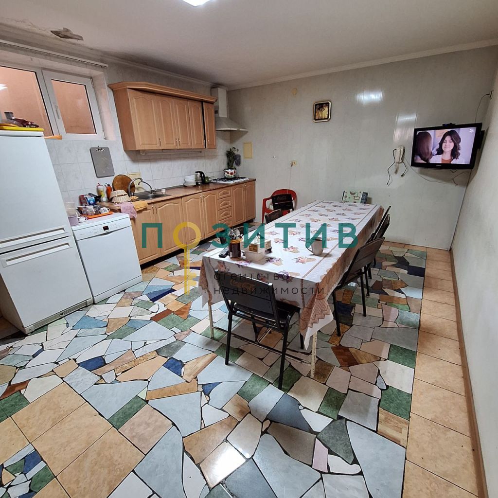 Продажа дома, 310м <sup>2</sup>, 6 сот., Пятигорск, Нежнова ул