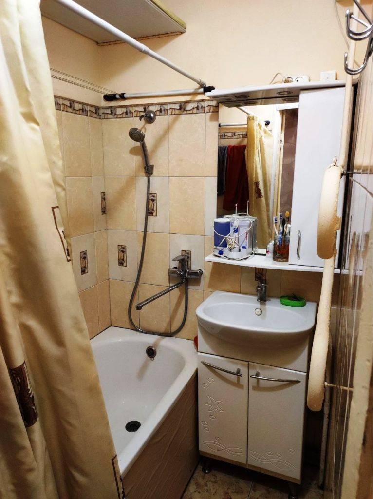 Продажа 2-комнатной квартиры, Кострома, Голубкова ул,  14