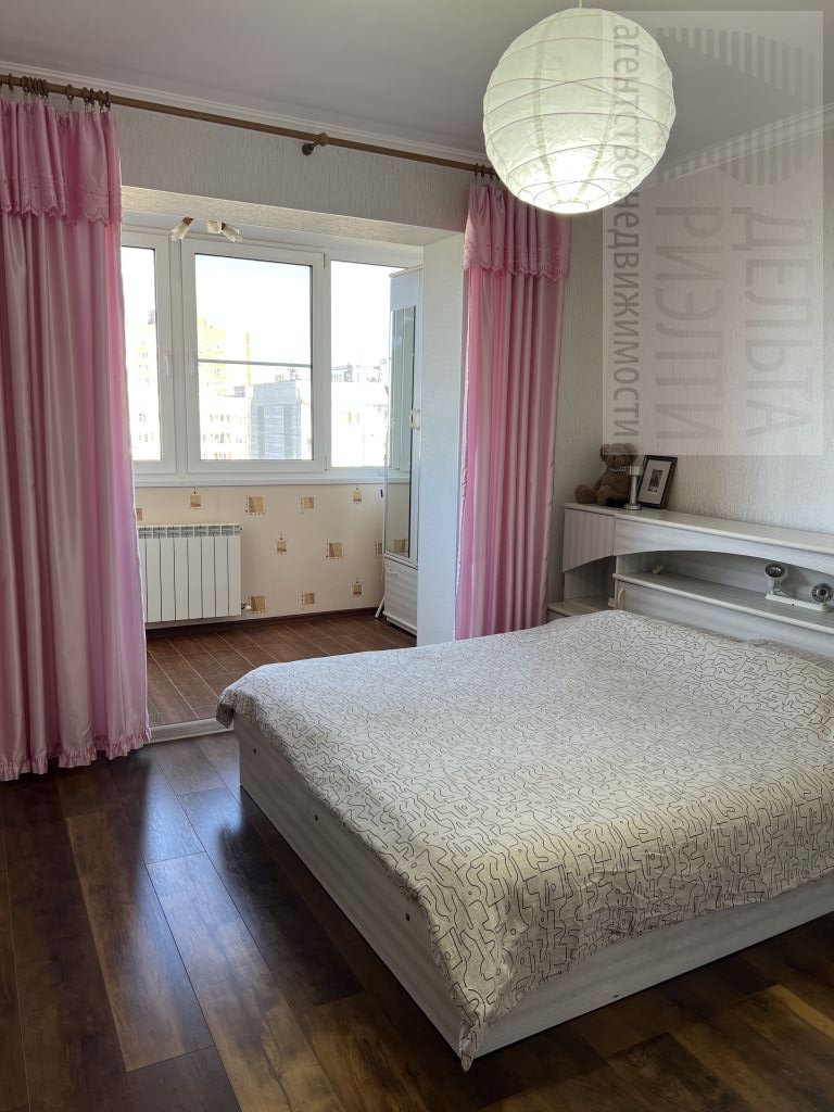 Продажа 3-комнатной квартиры, Иваново, Куконковых ул,  142