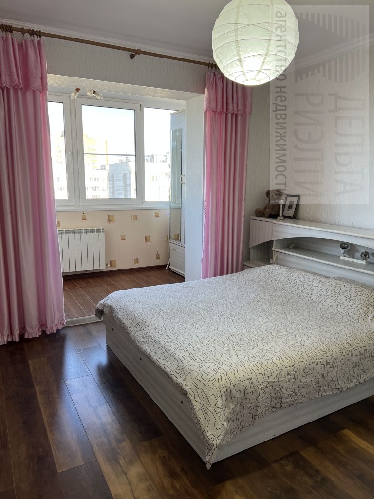 Продажа 3-комнатной квартиры, Иваново, Куконковых ул,  142