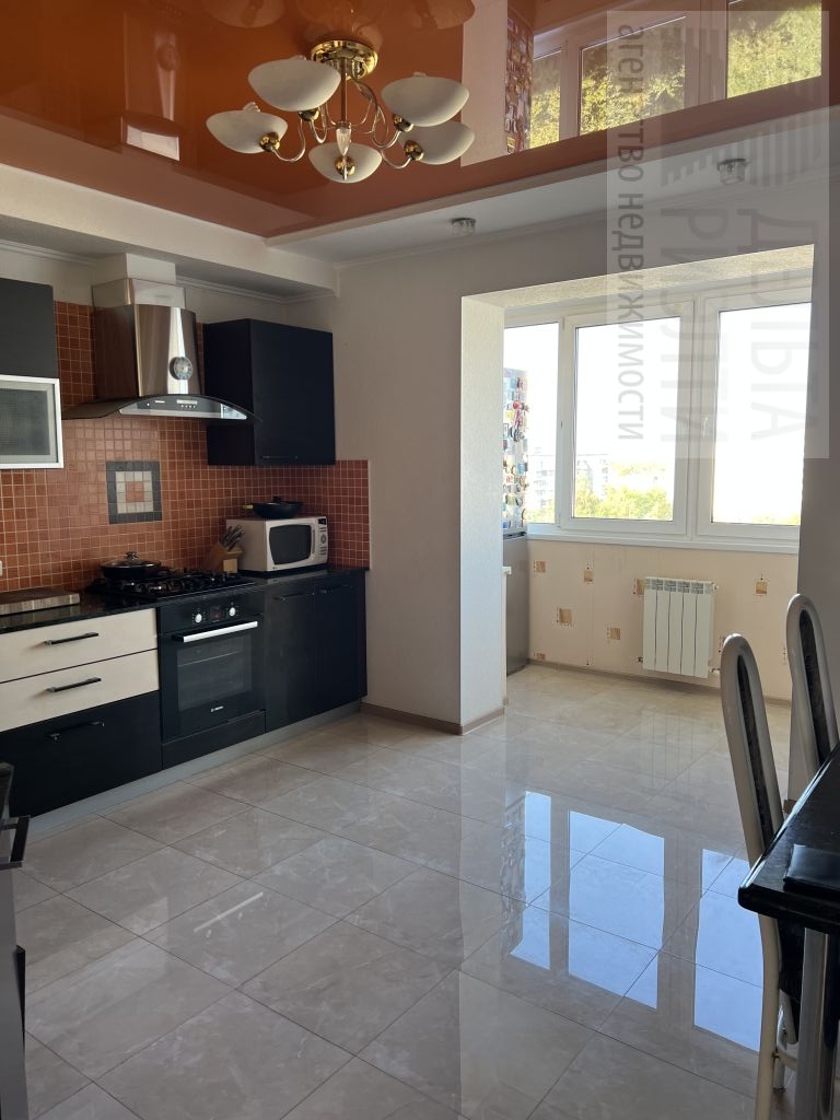 Продажа 3-комнатной квартиры, Иваново, Куконковых ул,  142