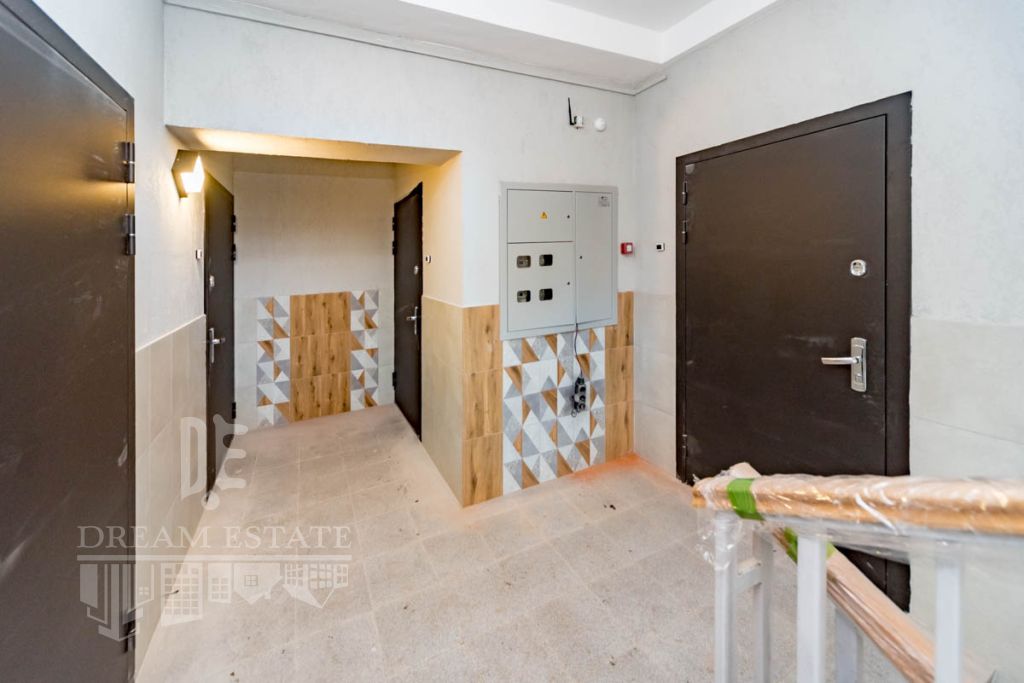 Продажа 1-комнатной квартиры, Полесье, 1-й Сиреневый пр-д,  36