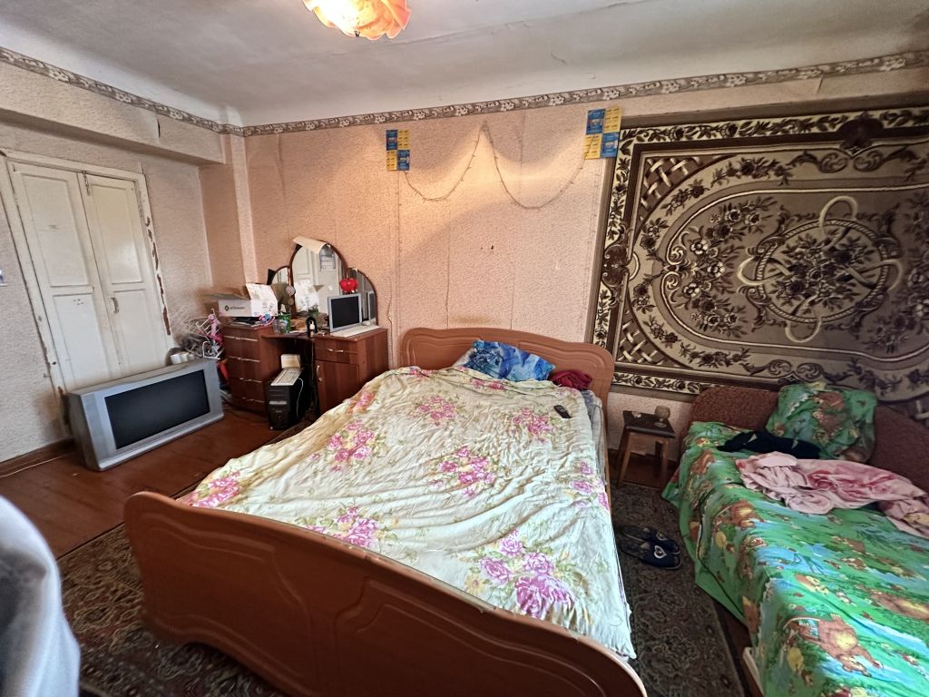 Продажа 2-комнатной квартиры, Иваново, Революции пл,  8