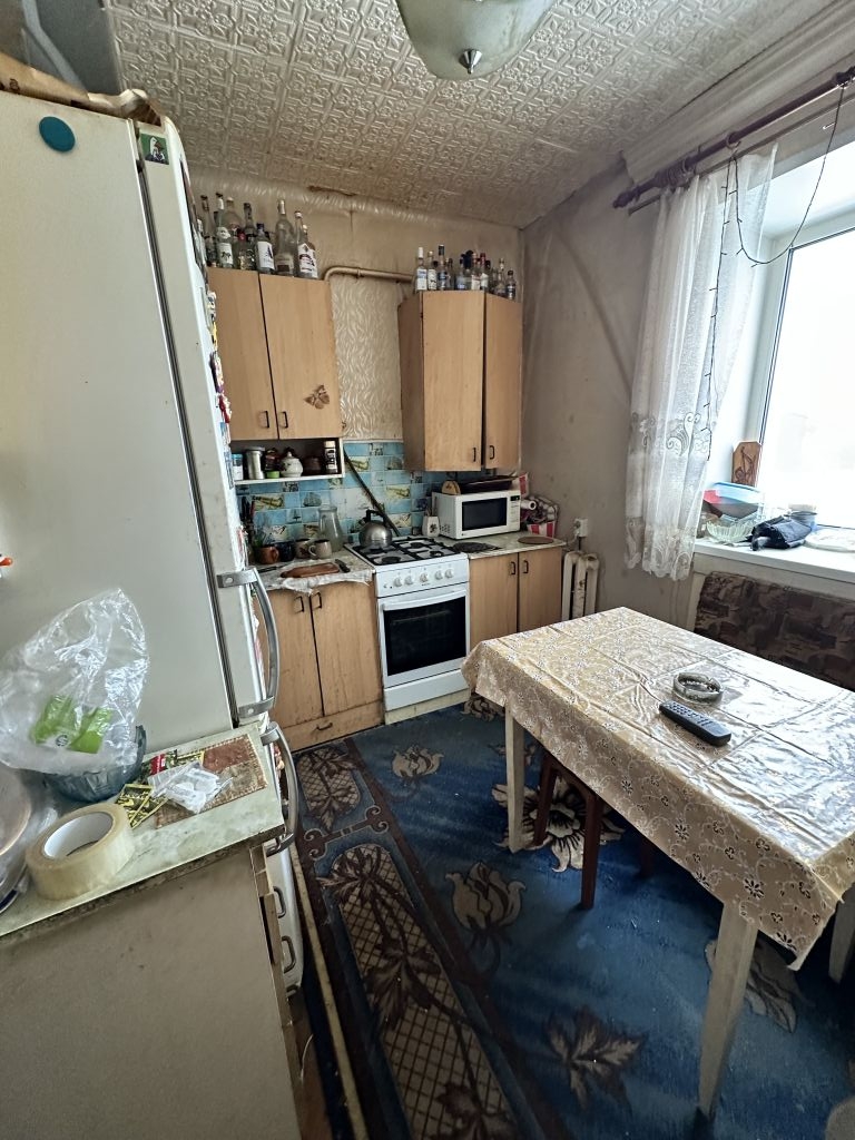 Продажа 2-комнатной квартиры, Иваново, Революции пл,  8