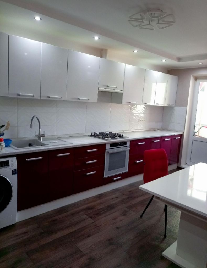 Продажа 3-комнатной квартиры, Энгельс, Шурова Гора ул,  7/1