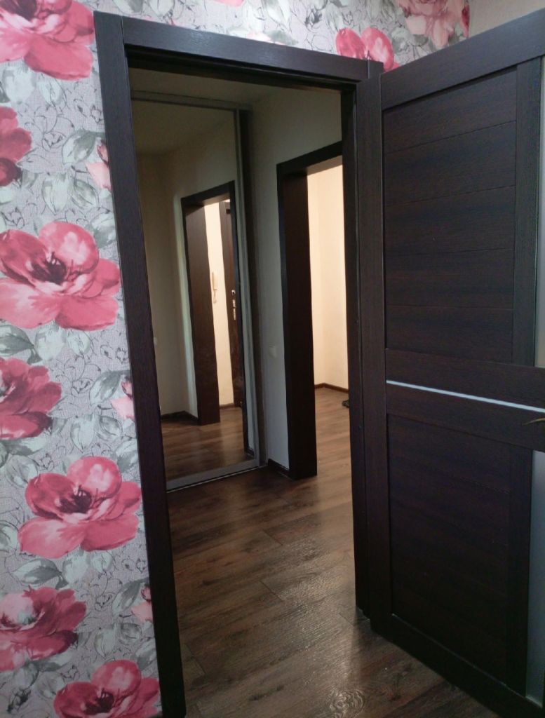 Продажа 3-комнатной квартиры, Энгельс, Шурова Гора ул,  7/1