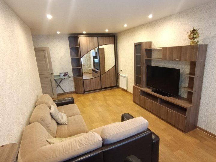 Аренда 2-комнатной квартиры, Владимир, Строителей пр-кт,  15Д