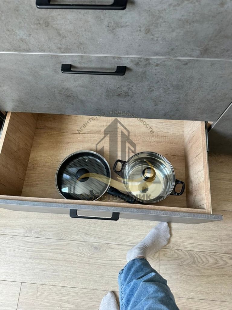 Аренда 1-комнатной квартиры, Старый Оскол, Восточный мкр,  10