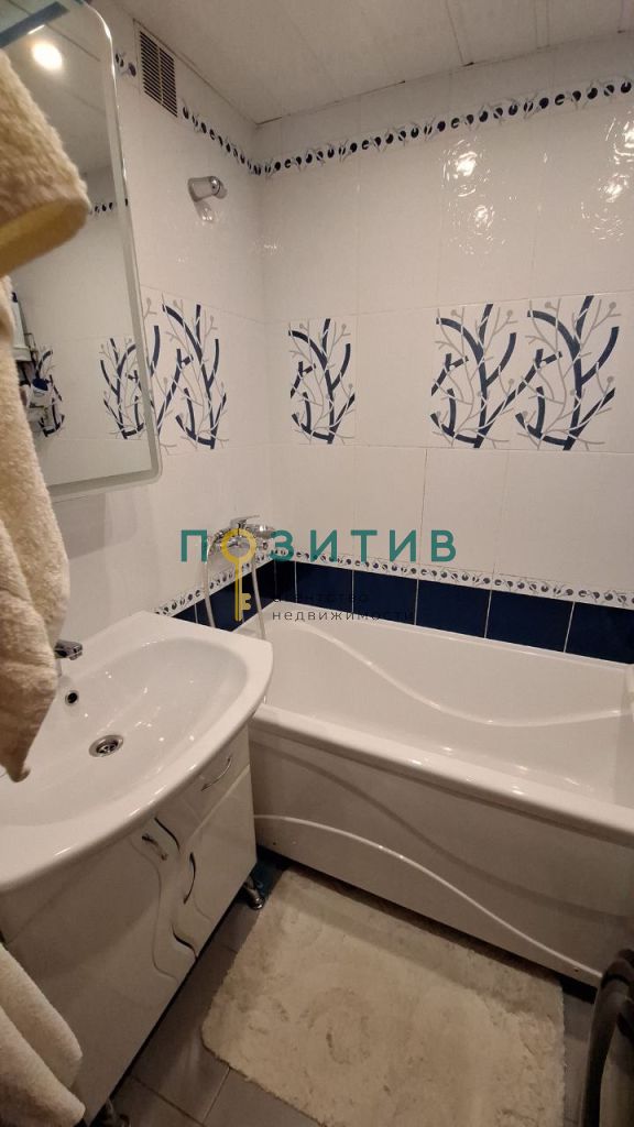 Продажа 3-комнатной квартиры, Пятигорск, Матвеева ул,  1