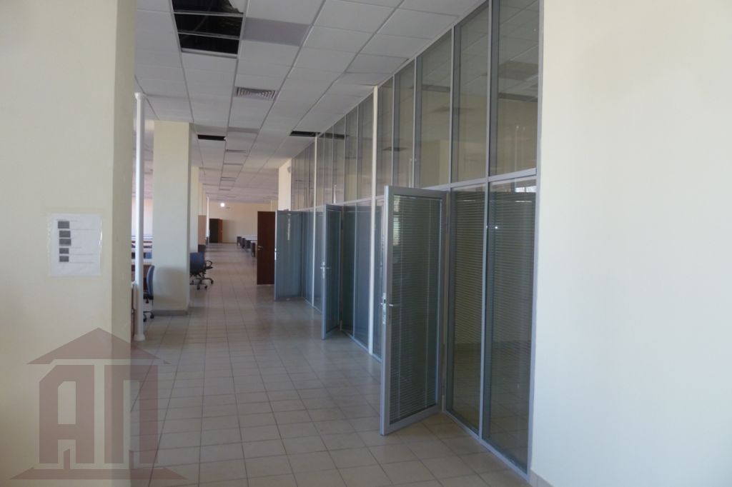 Аренда коммерческой недвижимости, 1695м <sup>2</sup>, Тверь, Калинина пр-кт,  17