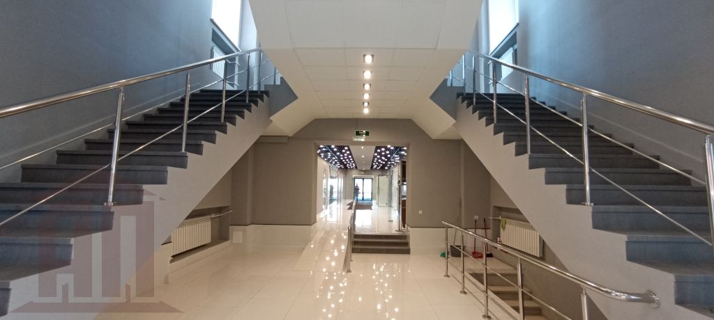 Аренда коммерческой недвижимости, 1695м <sup>2</sup>, Тверь, Калинина пр-кт,  17