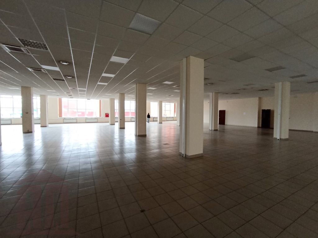 Аренда коммерческой недвижимости, 1695м <sup>2</sup>, Тверь, Калинина пр-кт,  17