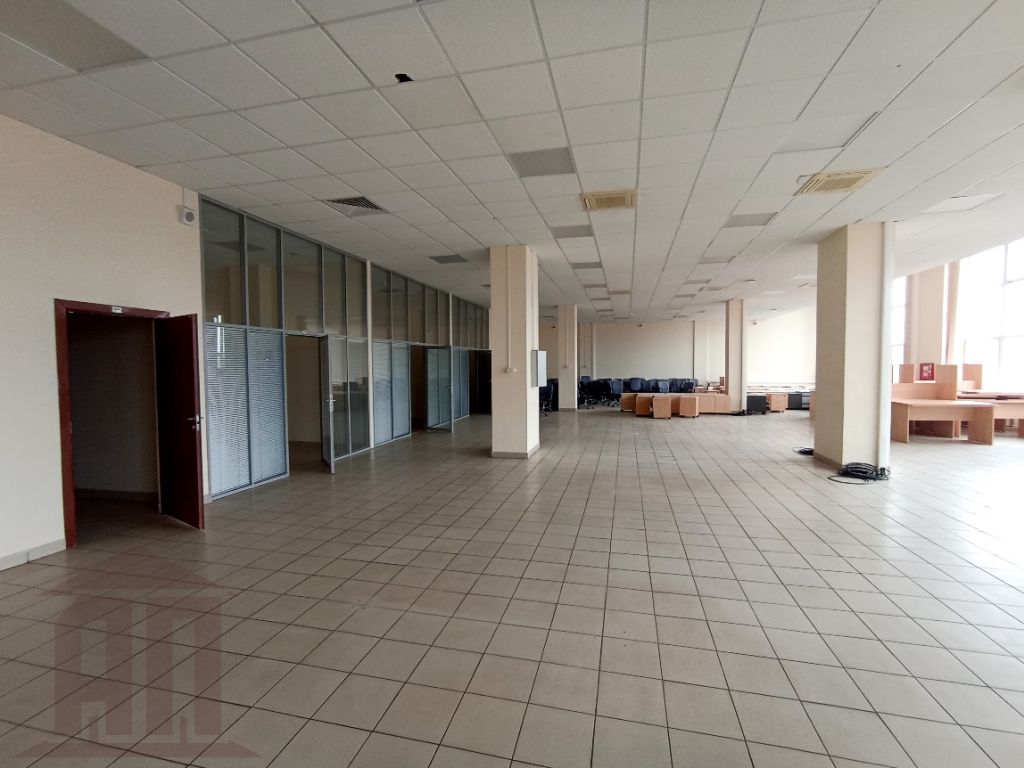 Аренда коммерческой недвижимости, 1695м <sup>2</sup>, Тверь, Калинина пр-кт,  17