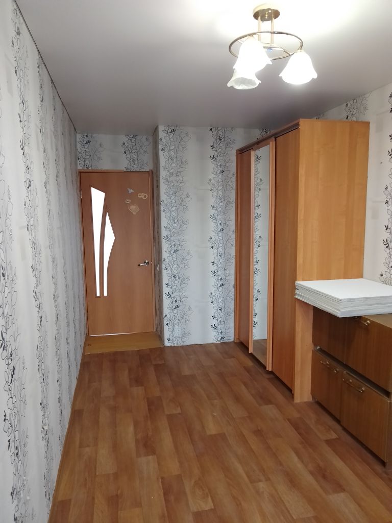 Продажа 3-комнатной квартиры, Саратов, Южная ул,  63