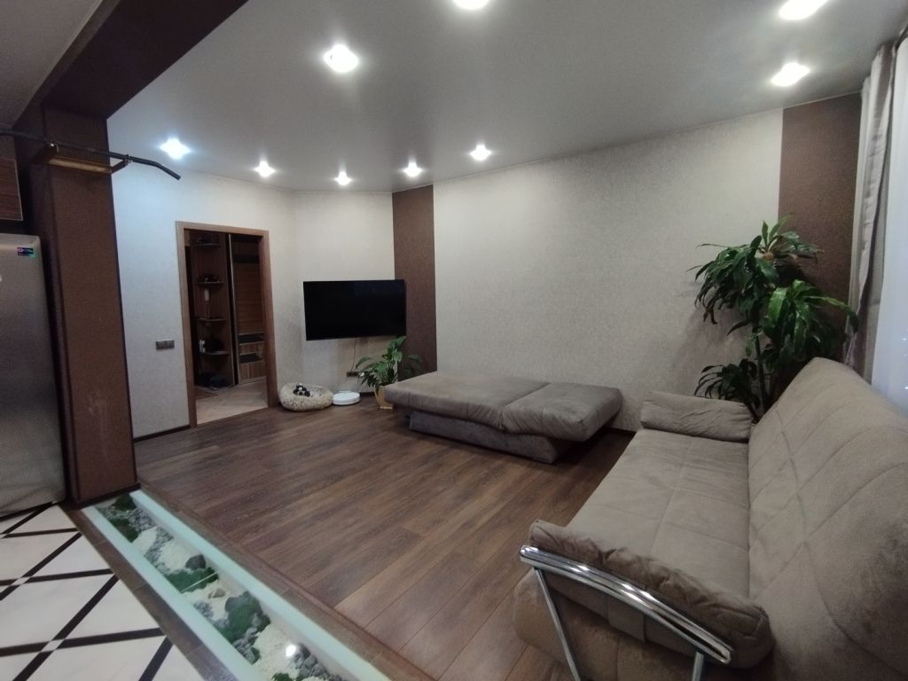 Продажа 2-комнатной квартиры, Нижний Новгород, Гагарина пр-кт,  101к1