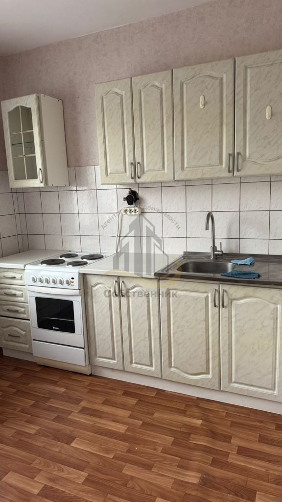 Аренда 1-комнатной квартиры, Старый Оскол, Королева мкр,  35