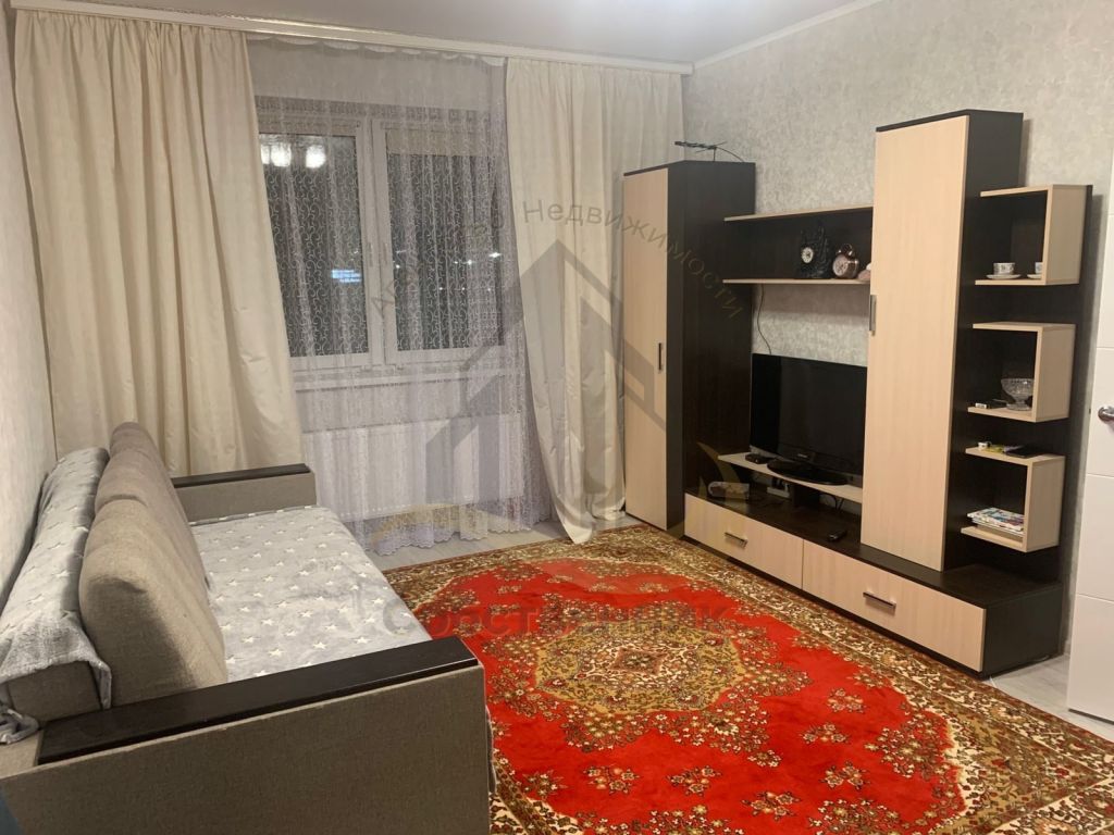 Аренда 1-комнатной квартиры, Старый Оскол, Степной мкр,  33Б