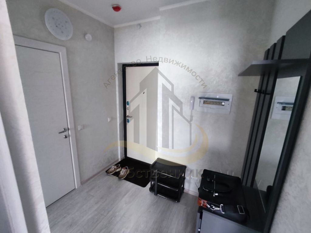 Аренда 1-комнатной квартиры, Старый Оскол, Степной мкр,  33Б