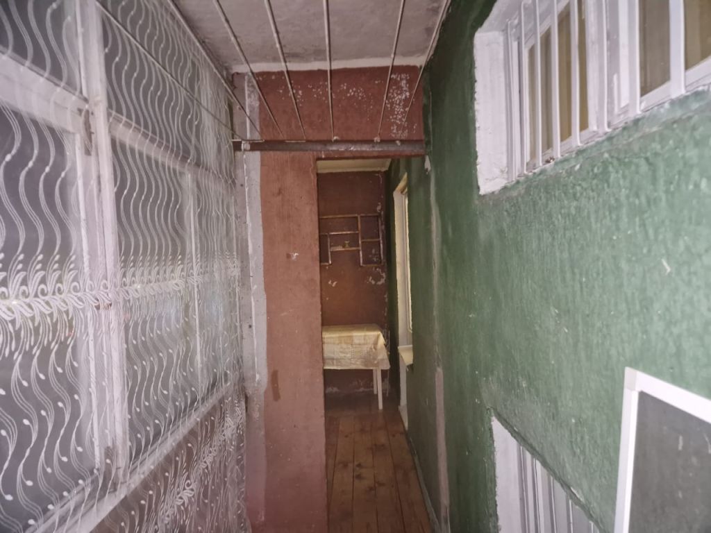 Продажа 2-комнатной квартиры, Радужный, 3-й квартал,  20